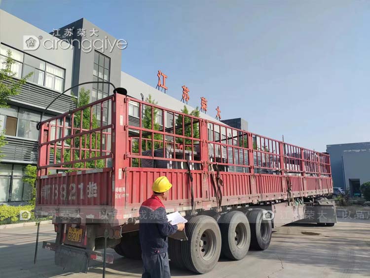 浙江智能公交站臺裝車發(fā)貨