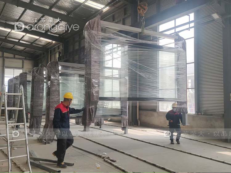 浙江智慧公交站臺第二批發貨案例圖一